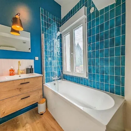 Holiday home Belle Maison Honfleuraise 10-14 Pers Piscine *
