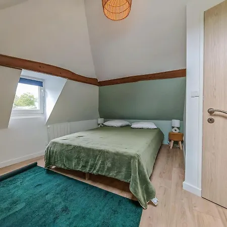 Holiday home Belle Maison Honfleuraise 10-14 Pers Piscine