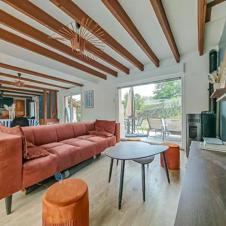 Belle Maison Honfleuraise 10-14 Pers Piscine Holiday home *